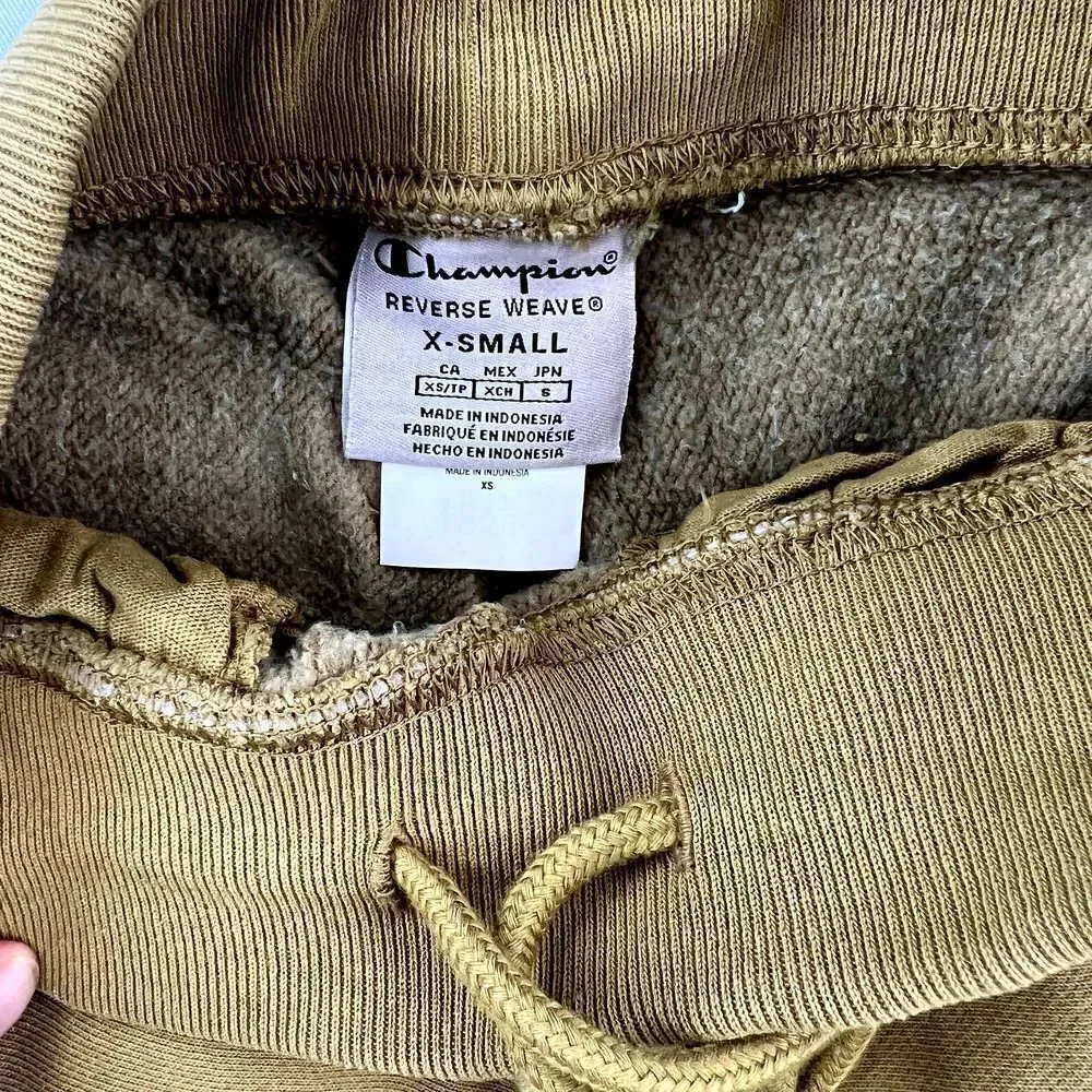 New Champion Men US XS Olive Green Pants Sport Casual Joggers Pockets Logo  - Picture 10 of 11